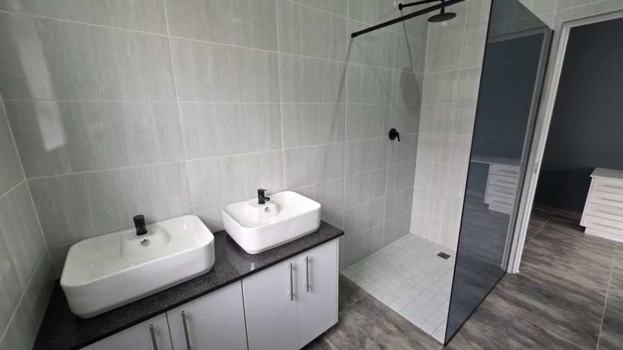 3 Bedroom Property for Sale in Island View Western Cape